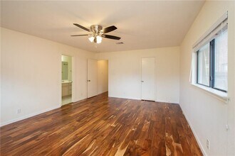 12810 Bartholdi St in Austin, TX - Building Photo - Building Photo