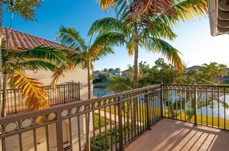 4357 Cascada Cir in Hollywood, FL - Building Photo - Building Photo