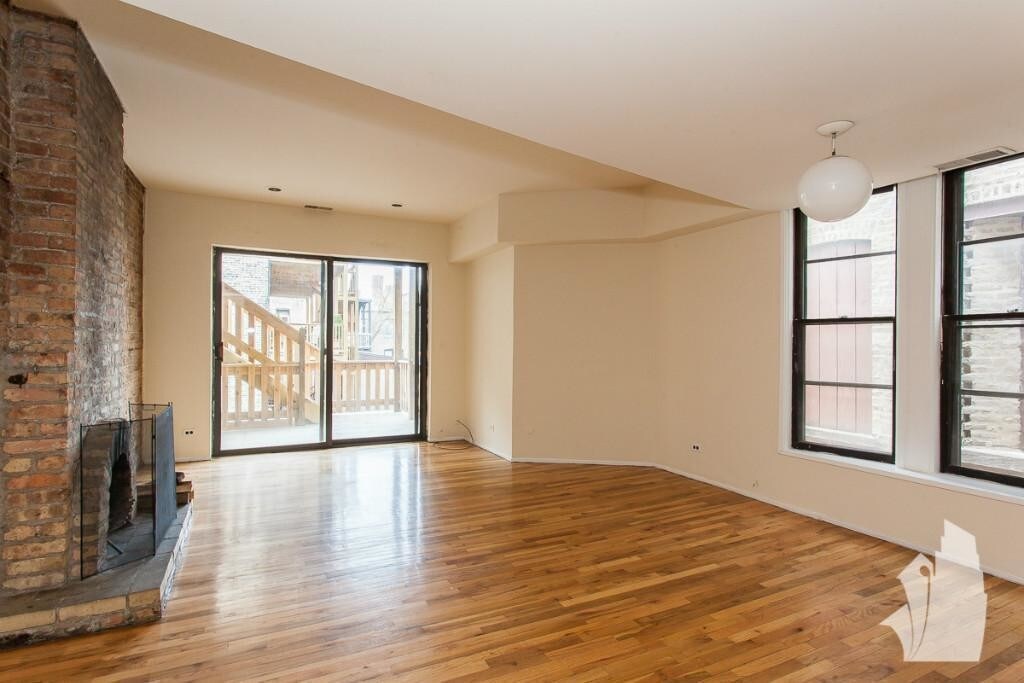 2904 N Broadway, Unit 2 in Chicago, IL - Building Photo