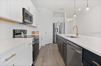 2034 Derwent Dr in Davenport, FL - Building Photo - Building Photo