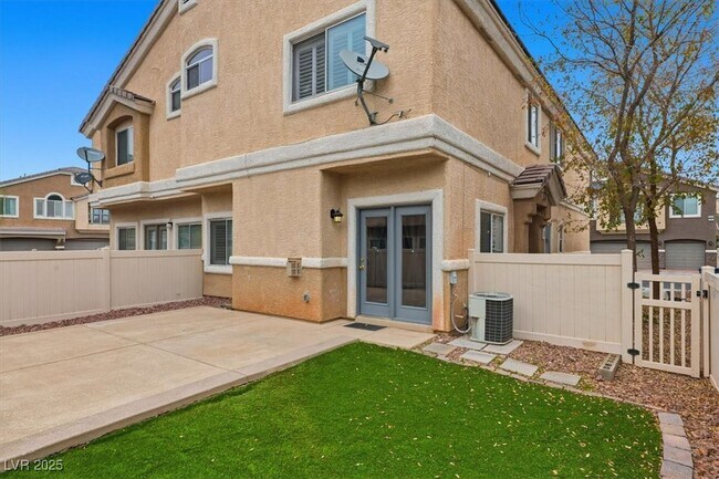 3313 Speckle Summer Pl in North Las Vegas, NV - Building Photo - Building Photo