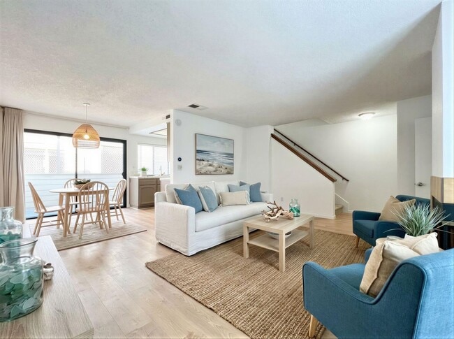 property at 4553 Chateau Dr