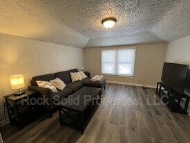 1610 Pebrican Ave in Cheyenne, WY - Building Photo