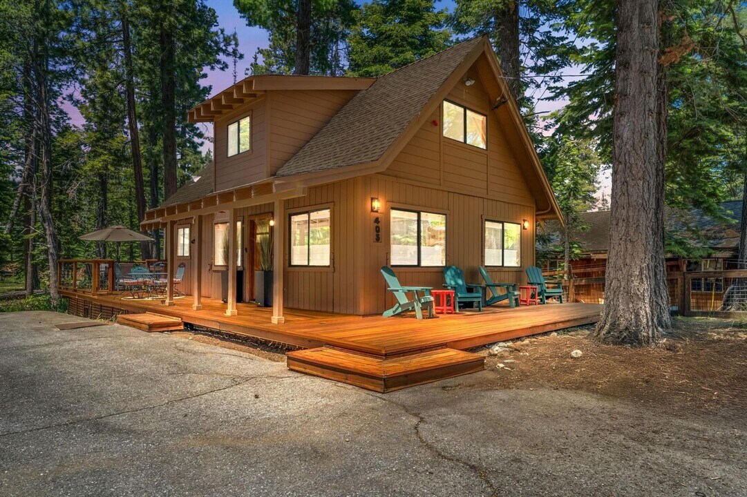 405 Lewis Ave in Tahoma, CA - Building Photo