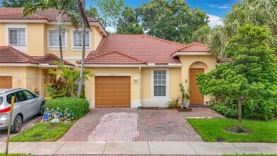 3256 NW 31st Terrace in Lauderdale Lakes, FL - Building Photo - Building Photo