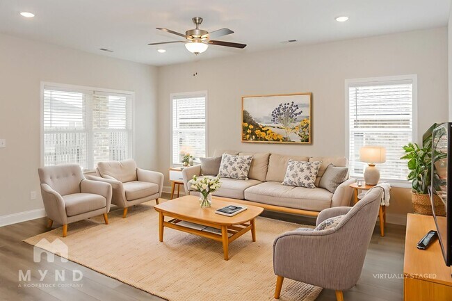 219 Pine Is Ave in Toney, AL - Foto de edificio - Building Photo