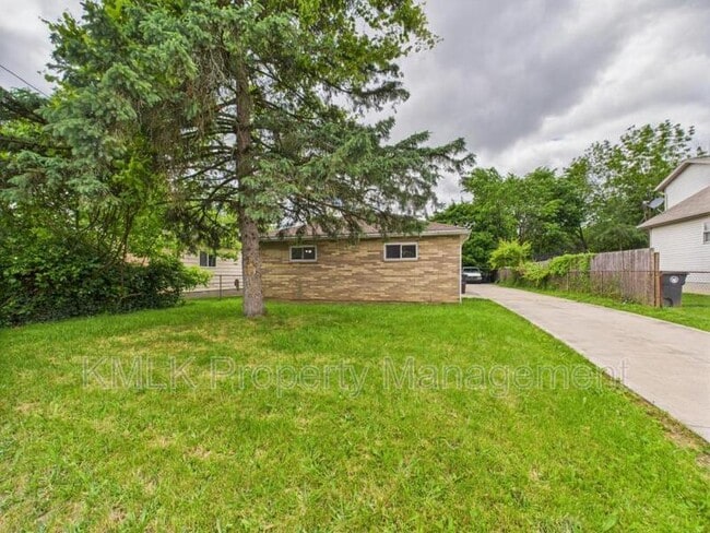property at 1430 Virginia Ave