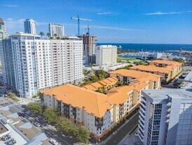 200 4th Ave S, Unit 119 in St. Petersburg, FL - Building Photo