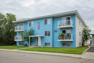 635 6 Av E in Drumheller, AB - Building Photo