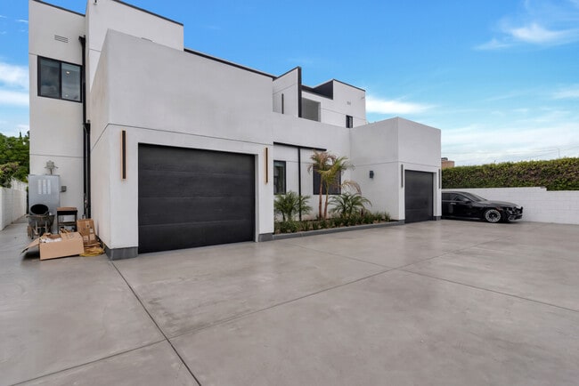 property at 16508 San Fernando Mission Blvd