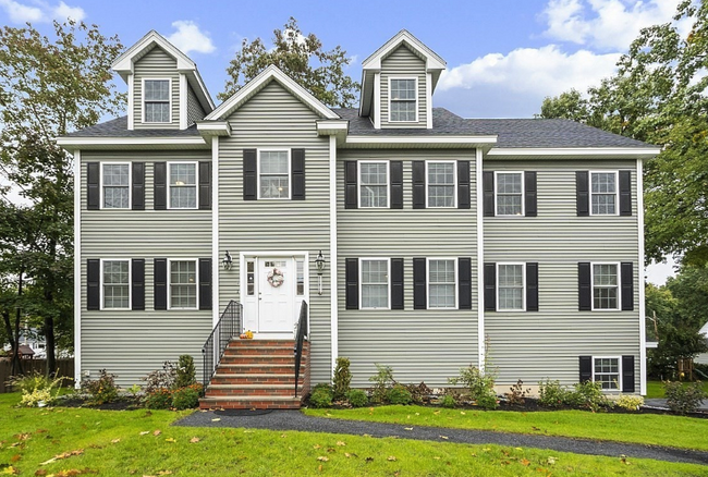 9 Woodlawn Ave in Billerica, MA - Building Photo - Building Photo