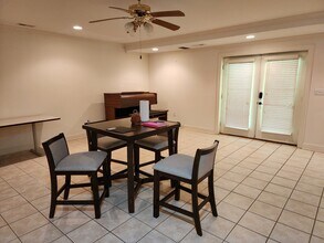 2503 Wilpar Dr in Greensboro, NC - Building Photo - Building Photo
