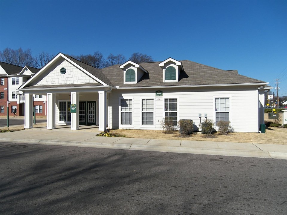 Harmony Woods in Memphis, TN - Building Photo