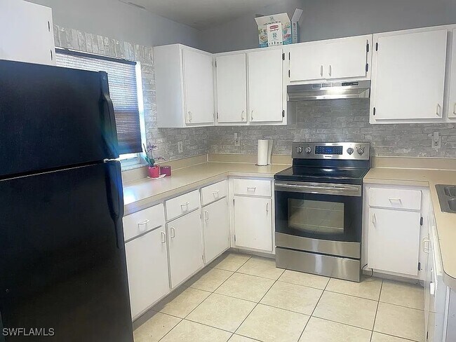 18553 Bartow Blvd in Ft. Myers, FL - Building Photo - Building Photo