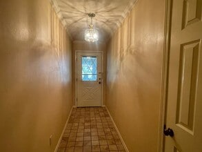 518 Glenwood St in Bossier City, LA - Building Photo - Building Photo