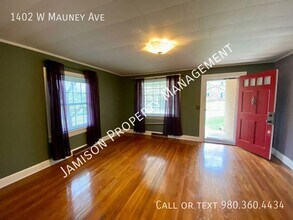 1402 W Mauney Ave in Gastonia, NC - Building Photo - Building Photo
