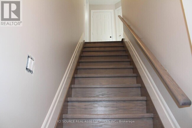 14 Leeming St in Hamilton, ON - Building Photo - Building Photo