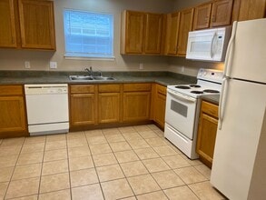 172 Humanity Ln in Branson, MO - Building Photo - Building Photo