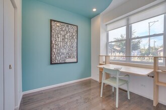 3247 S Oakley Ave in Chicago, IL - Building Photo - Building Photo