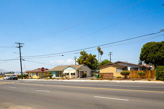 679 Center St in Riverside, CA - Building Photo - Building Photo