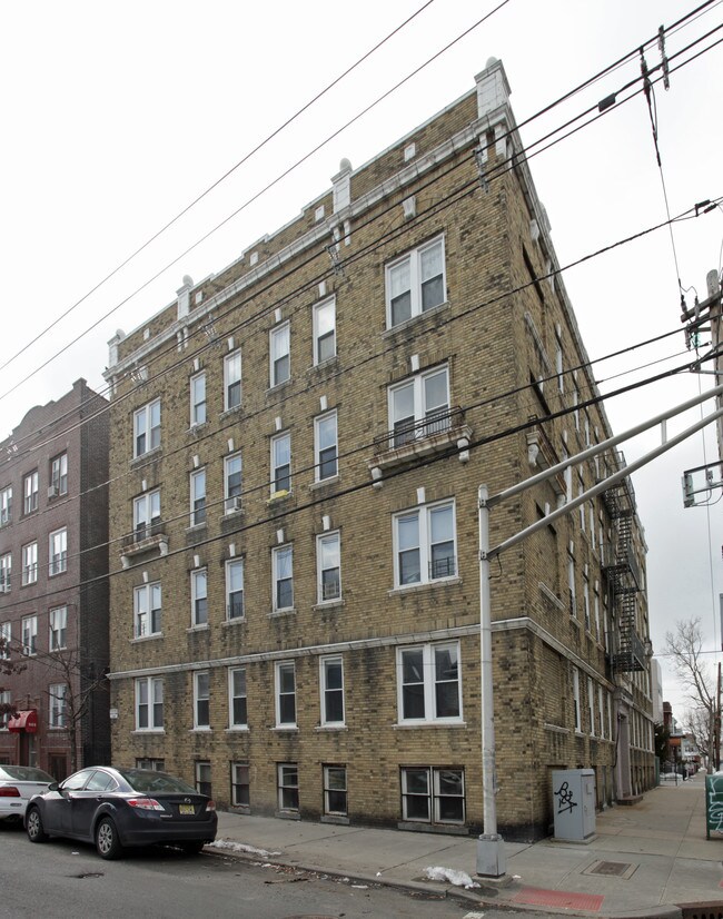 55 Lincoln St in Jersey City, NJ - Building Photo - Building Photo