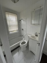 1615 Cedar St in Turtle Creek, PA - Foto de edificio - Building Photo