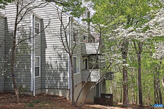 1242 Clifden Green in Charlottesville, VA - Building Photo - Building Photo