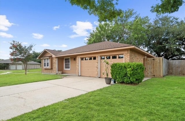 5915 Ray Dr in Pasadena, TX - Building Photo - Building Photo