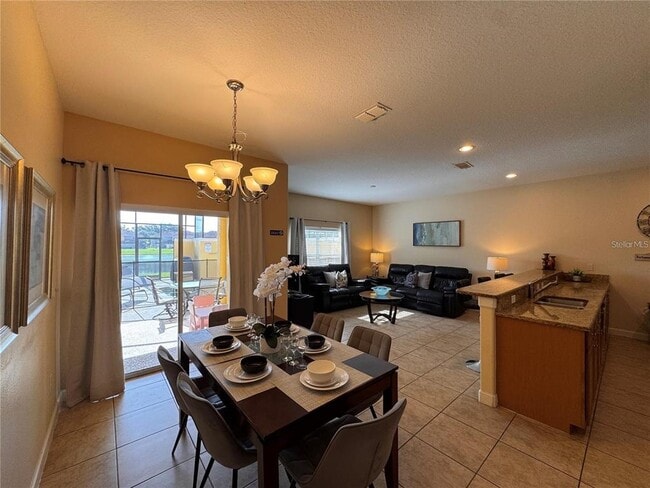 3075 Beach Palm Ave in Kissimmee, FL - Building Photo - Building Photo