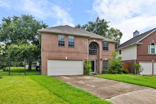 3327 Shady Glen Ln in Missouri City, TX - Building Photo - Building Photo
