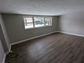 7159 S Francisco Ave, Unit G in Chicago, IL - Foto de edificio - Building Photo