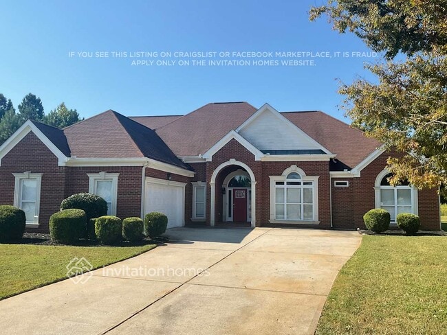 1135 Rowanshyre Cir