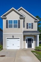 493 Dawson's Park Way in Lexington, SC - Building Photo