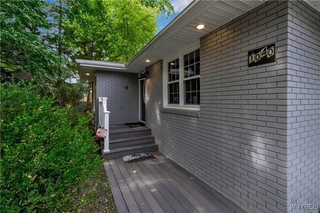 1040 Klein Rd in Buffalo, NY - Building Photo - Building Photo