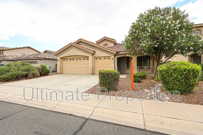 14443 W Hearn Rd in Surprise, AZ - Building Photo - Building Photo