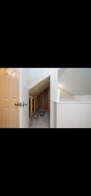 5914 Ashby Ln in Louisville, KY - Foto de edificio - Building Photo