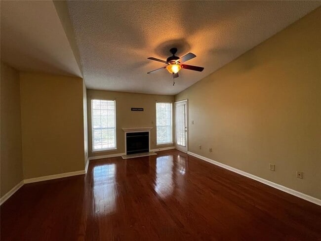 424 Granville Ct in Atlanta, GA - Building Photo - Building Photo