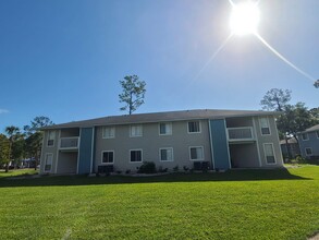 The Harbor in Daytona Beach, FL - Building Photo - Building Photo