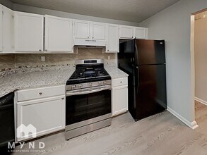 5061 Donnell Way in Decatur, GA - Building Photo - Building Photo