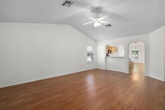 140 Steele in Kyle, TX - Building Photo - Building Photo