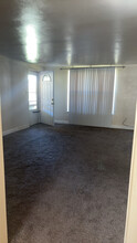 3024 Glendwell Rd in Steubenville, OH - Foto de edificio - Building Photo