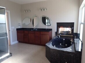 9047 Orlando Ave in Navarre, FL - Building Photo - Building Photo