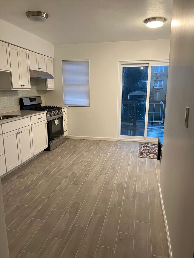 10823 63rd Dr Apartments and Nearby Forest Hills Apartments For Rent