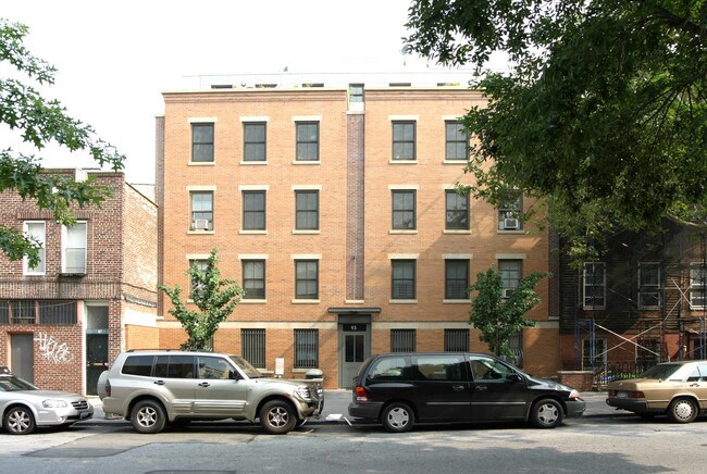 93 Kent St in Brooklyn, NY - Building Photo - Building Photo