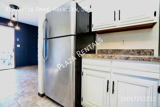 115 US-12 in Aberdeen, SD - Building Photo - Building Photo