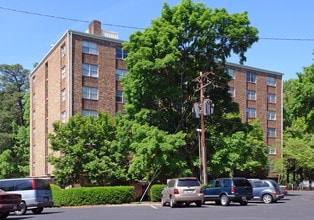 Wedgwood Apartments in Raleigh, NC - Foto de edificio - Building Photo