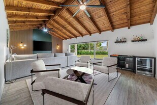 12192 Branding Iron Ct in Wellington, FL - Building Photo