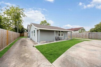 2816 Woodard St in Houston, TX - Building Photo - Building Photo