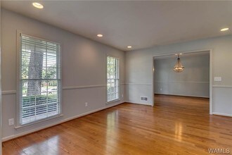 401 Riverdale Dr in Tuscaloosa, AL - Building Photo - Building Photo