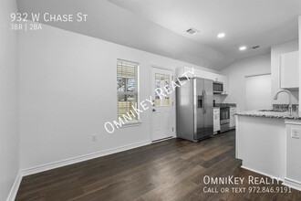 932 W Chase St in Denison, TX - Building Photo - Building Photo